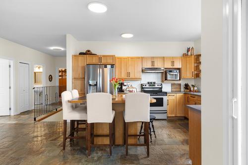 2286 Carmi Road, Penticton, BC - Indoor