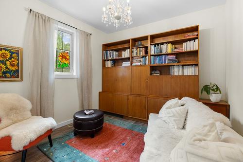 2286 Carmi Road, Penticton, BC - Indoor