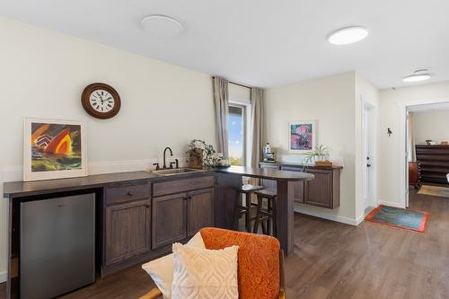 2286 Carmi Road, Penticton, BC - Indoor