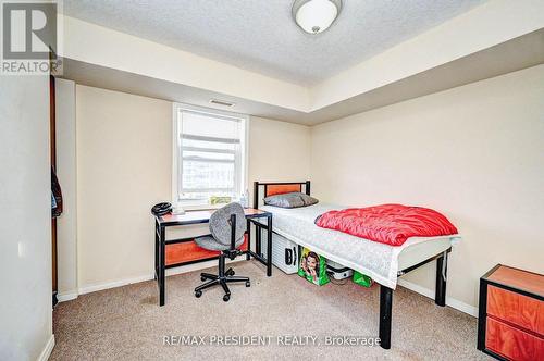 504 - 261 Lester Street, Waterloo, ON - Indoor