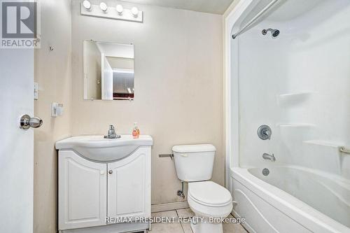 504 - 261 Lester Street, Waterloo, ON - Indoor Photo Showing Bathroom