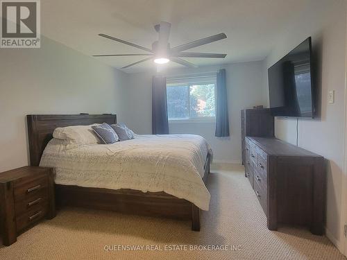 50 Acorn Crescent, Wasaga Beach, ON - Indoor Photo Showing Bedroom