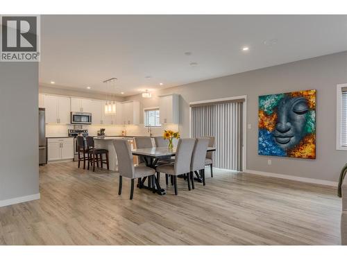 3904 Grandview Drive, Castlegar, BC - Indoor Photo Showing Dining Room