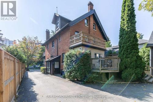 2177 Lakeshore Road, Burlington, ON - Outdoor
