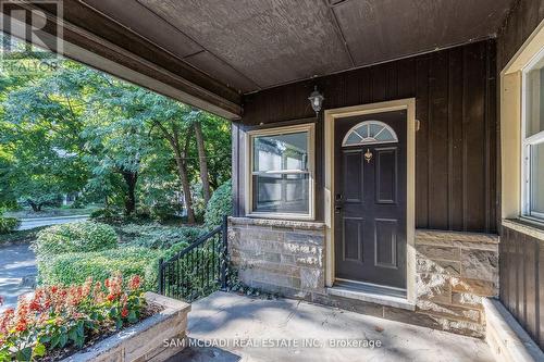 2177 Lakeshore Road, Burlington, ON - Outdoor