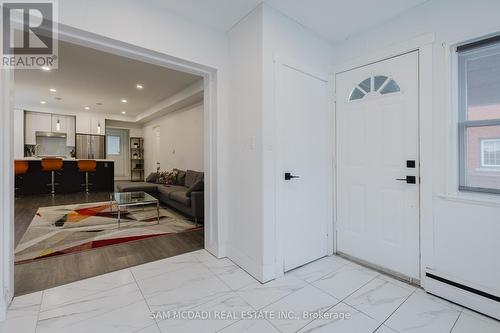 2177 Lakeshore Road, Burlington, ON - Indoor Photo Showing Other Room