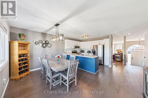 18 St Amant Road, Penetanguishene, ON - Indoor Photo Showing Dining Room