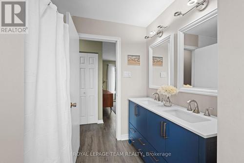 Main Bathroom - 6481 Rideau Valley Drive N, Ottawa, ON - Indoor Photo Showing Bathroom