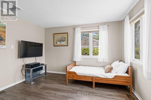 6481 Rideau Valley Drive N, Ottawa, ON - Indoor Photo Showing Bedroom