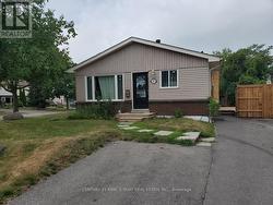 67 ORMOND DRIVE  Oshawa, ON L1G 7E3