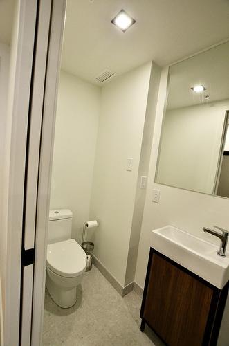 Salle de bains - 4714-1210 Rue Jeanne-Mance, Montréal (Ville-Marie), QC - Indoor Photo Showing Bathroom