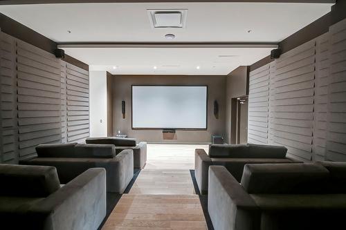 Salle communautaire - 4714-1210 Rue Jeanne-Mance, Montréal (Ville-Marie), QC - Indoor