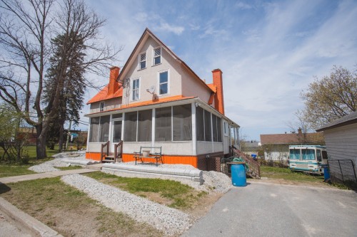 Front of Structure - 187  - 189 Rue Principale S., Maniwaki, QC - Outdoor