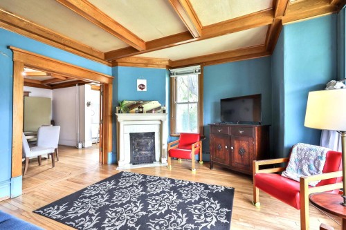 Living Room - 187  - 189 Rue Principale S., Maniwaki, QC - Indoor Photo Showing Other Room With Fireplace