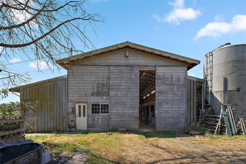 10650 West Saanich Rd, North Saanich, BC 