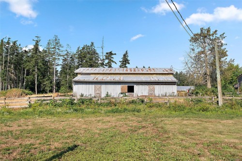 10650 West Saanich Rd, North Saanich, BC 