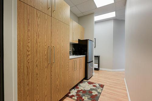 Kitchenette - 201-1005 Boul. Curé-Poirier O., Longueuil (Le Vieux-Longueuil), QC - Indoor
