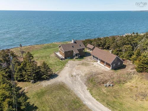 194 Thomas Road, Cape Forchu, NS 