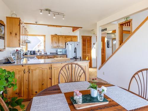 194 Thomas Road, Cape Forchu, NS 