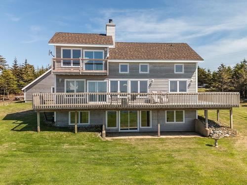 194 Thomas Road, Cape Forchu, NS 