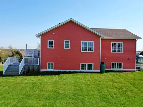 31 Lantern Hill Drive, North Rustico, PE 