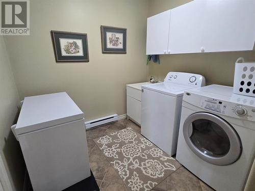 7 Youngsville Drive, Kippens, NL - Indoor Photo Showing Laundry Room