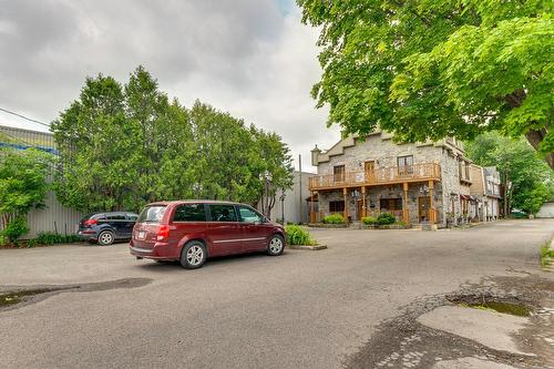 Parking - 5310 Boul. Des Laurentides, Laval (Auteuil), QC - Outdoor