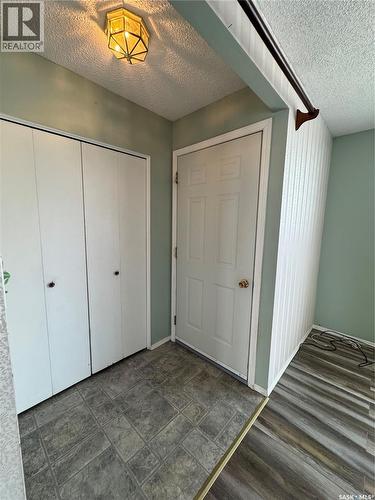715 6Th Avenue, Hudson Bay, SK - Indoor Photo Showing Other Room