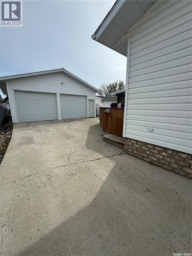 715 6Th Avenue, Hudson Bay, SK - Outdoor With Exterior