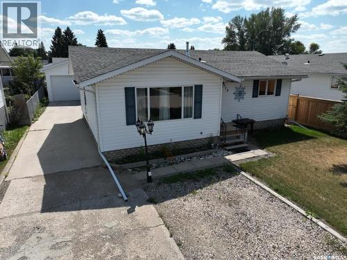 715 6Th Avenue, Hudson Bay, SK - Outdoor