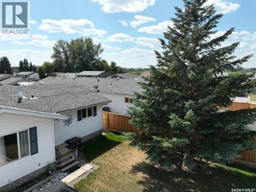 715 6Th Avenue, Hudson Bay, SK - Outdoor