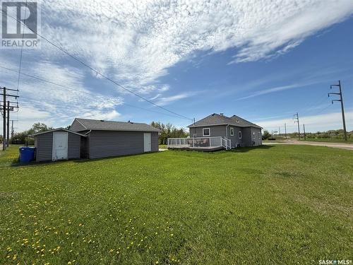 2009 Connaught Street, Regina, SK - Outdoor