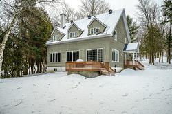 247 Ch. des Cèdres  Sainte-Anne-Des-Lacs, QC J0R 1B0