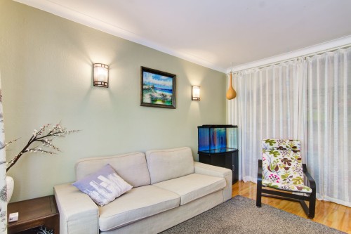 Salon - 6301 Rue Beurling, Montréal (Verdun/Île-Des-Soeurs), QC - Indoor