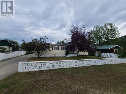 1480 7Th Avenue, Valemount, BC - Outdoor