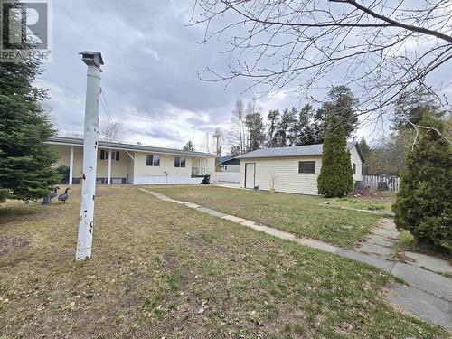 1480 7Th Avenue, Valemount, BC - Outdoor