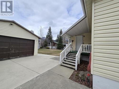 1480 7Th Avenue, Valemount, BC - Outdoor With Exterior