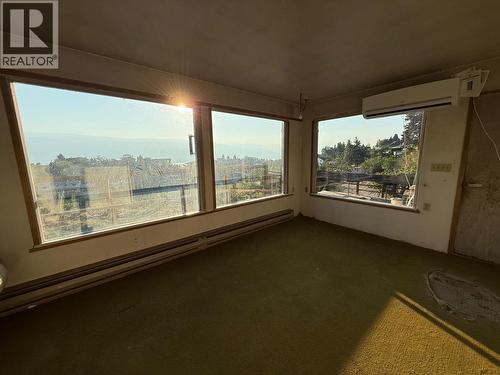 11415 Giants Head Road, Summerland, BC - Indoor Photo Showing Other Room