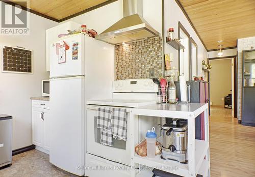 3000 Bruce 1 Road, Brockton, ON - Indoor