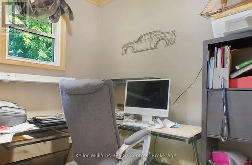 3000 Bruce 1 Road, Brockton, ON - Indoor