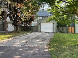 322 SCOTTSDALE DRIVE  Guelph (Dovercliffe Park/Old University), ON N1G 2K8