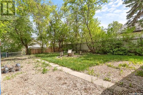 1317 Connaught Avenue, Moose Jaw, SK - Outdoor With Backyard
