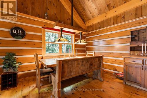 2275 Palmerston Lake, Frontenac (Frontenac North), ON - Indoor