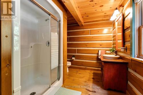 2275 Palmerston Lake, Frontenac (Frontenac North), ON - Indoor Photo Showing Bathroom