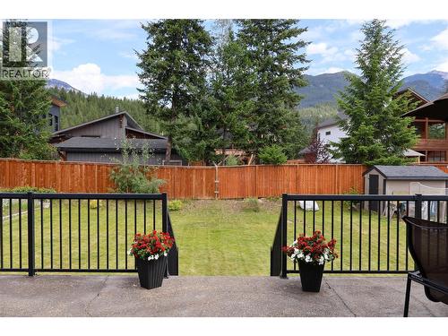 1448 Hemlock Street, Golden, BC - Outdoor With Deck Patio Veranda