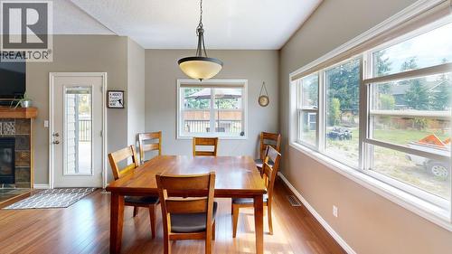 1448 Hemlock Street, Golden, BC - Indoor Photo Showing Dining Room
