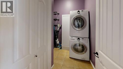 1448 Hemlock Street, Golden, BC - Indoor Photo Showing Laundry Room