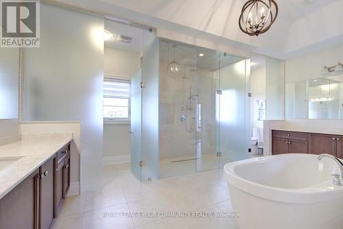 85 Spring Hill Drive, King, ON - Indoor Photo Showing Bathroom