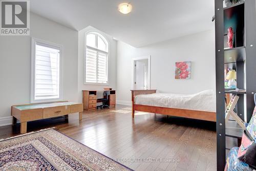 85 Spring Hill Drive, King, ON - Indoor Photo Showing Bedroom