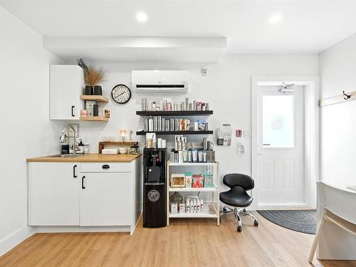 59 Mcquade Lake Crescent, Beechville, NS 